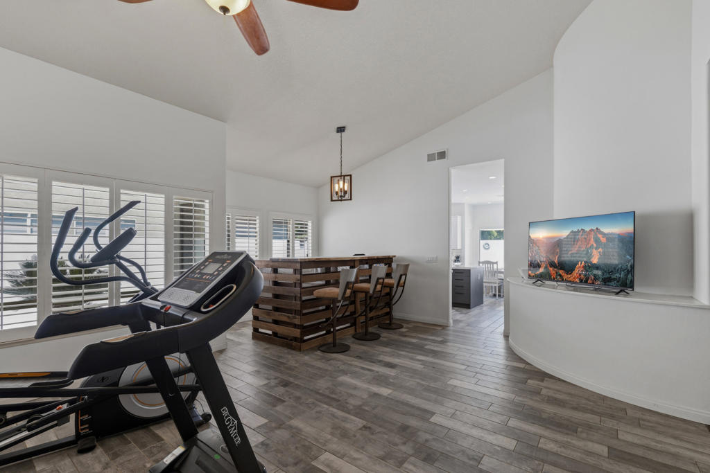 77710 Westbrook Court Property Photo 4