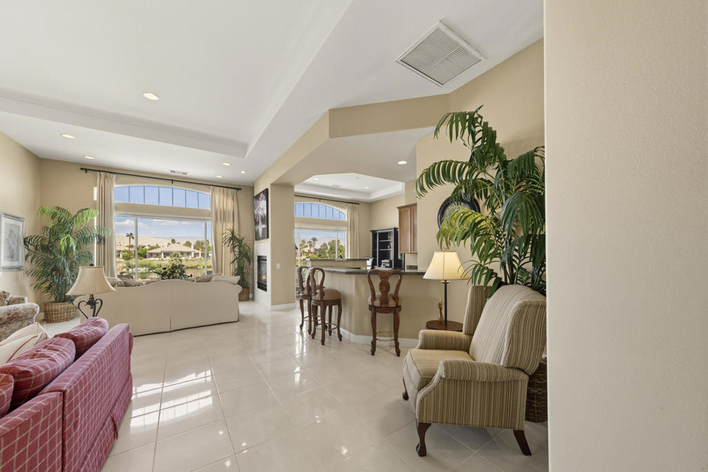 107 Via Bella Property Photo 16