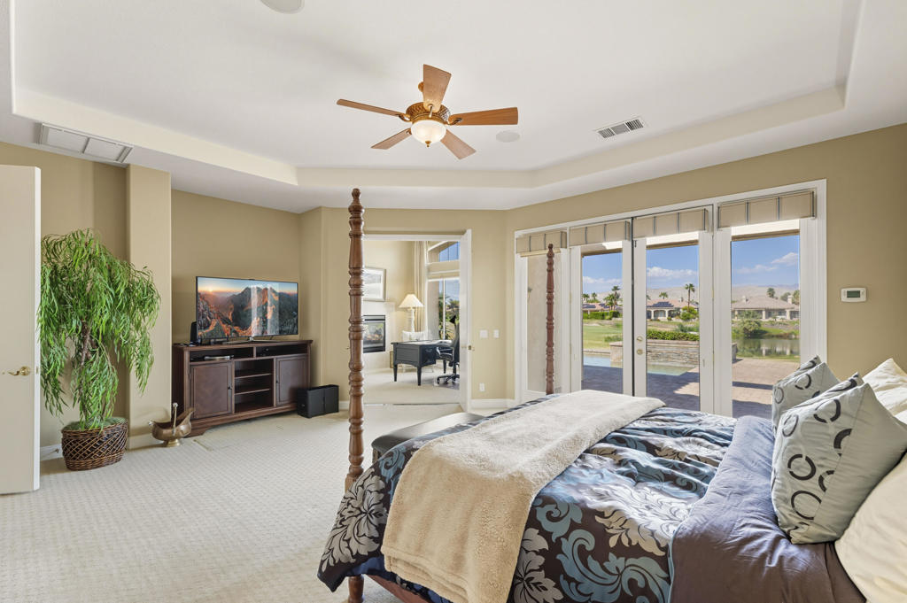 107 Via Bella Property Photo 22