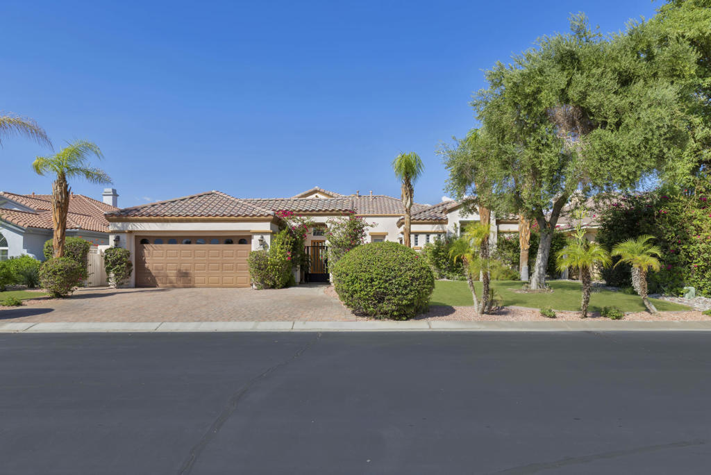 107 Via Bella Property Photo 27