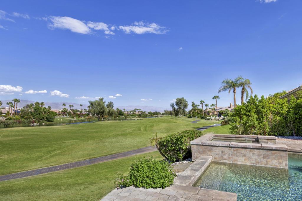 107 Via Bella Property Photo 38