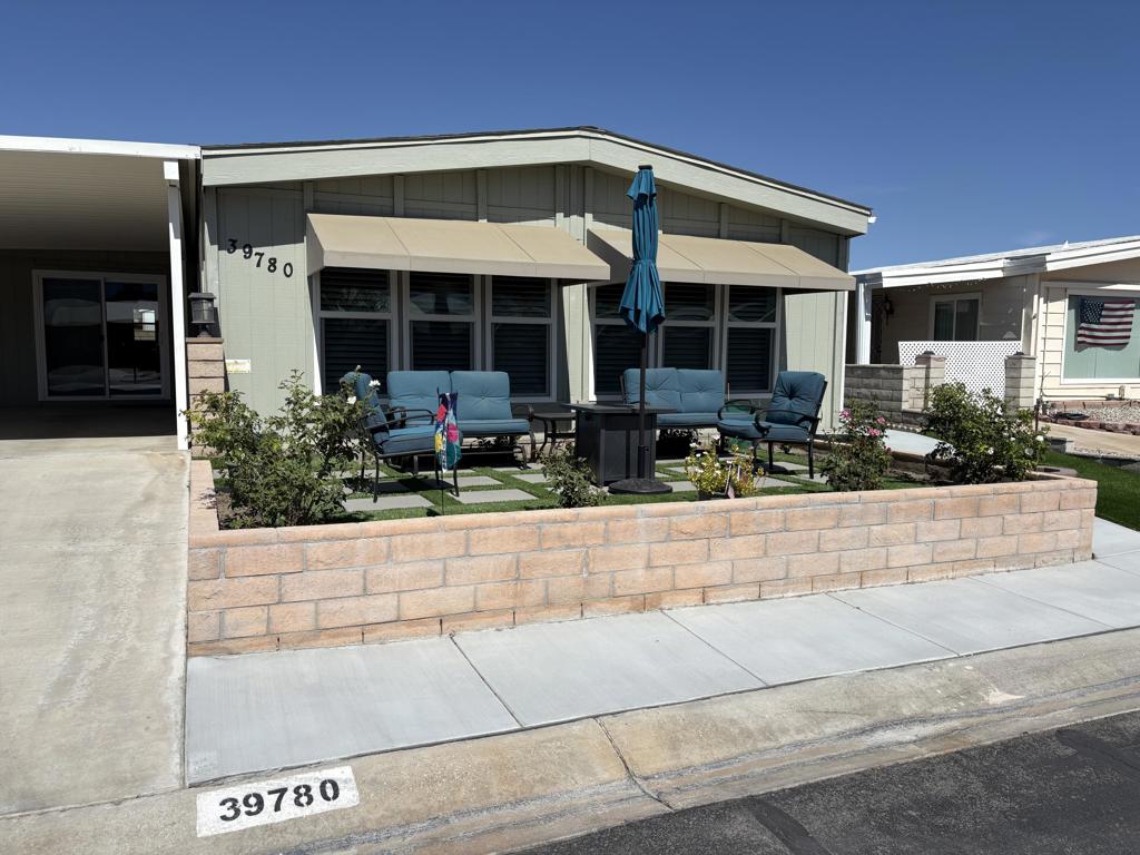 39780 Black Mesa Lane Property Photo 1