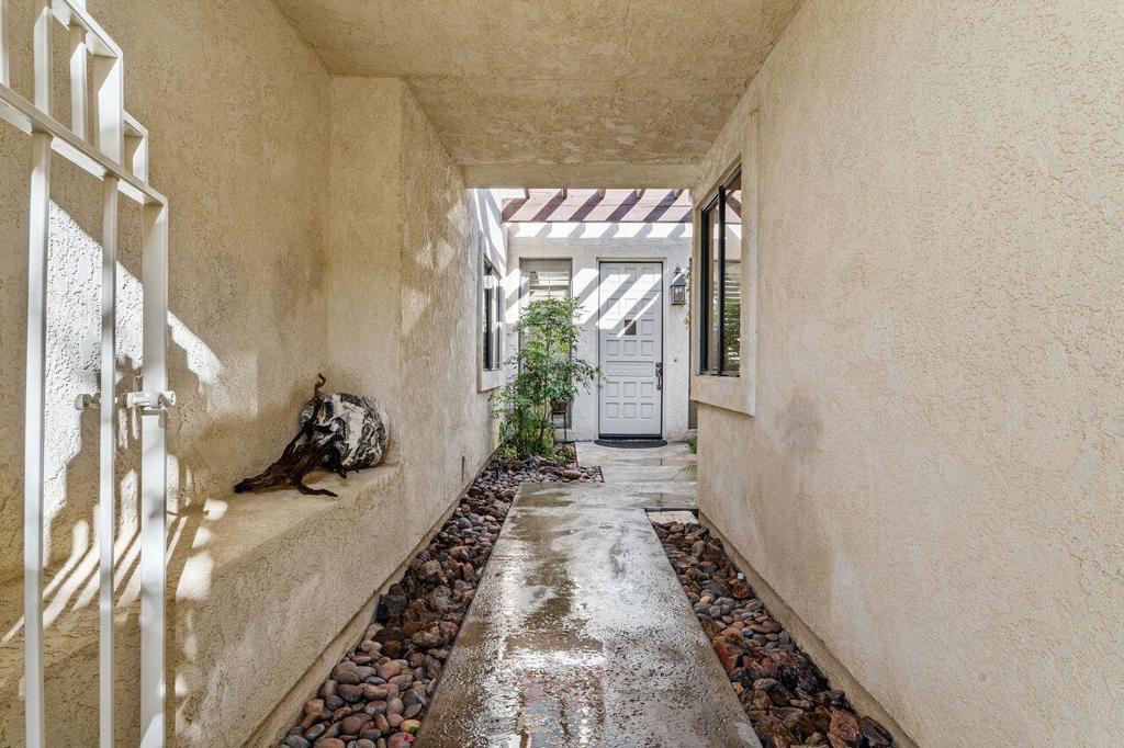 46 Santo Domingo Drive Property Photo 5