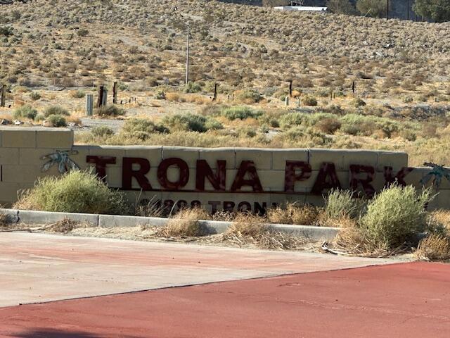 81898 Trona Road Property Photo 3