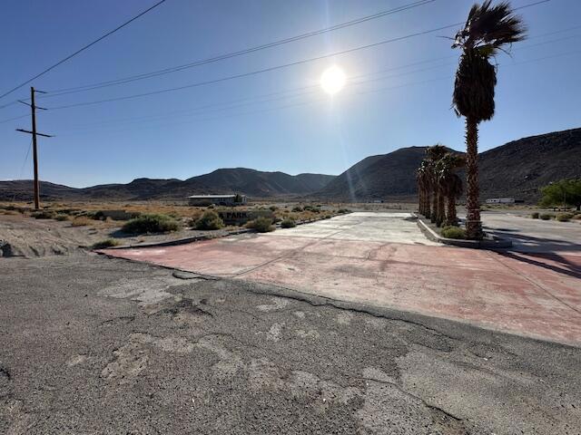 81898 Trona Road Property Photo 4