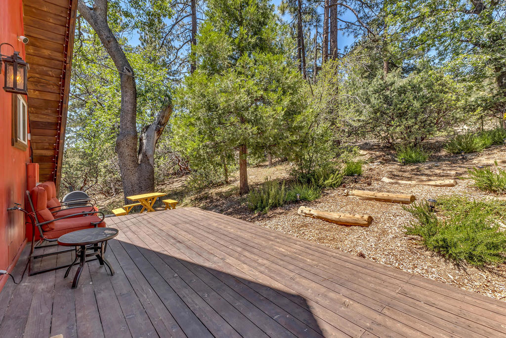 54425 Jameson Drive Property Photo 9