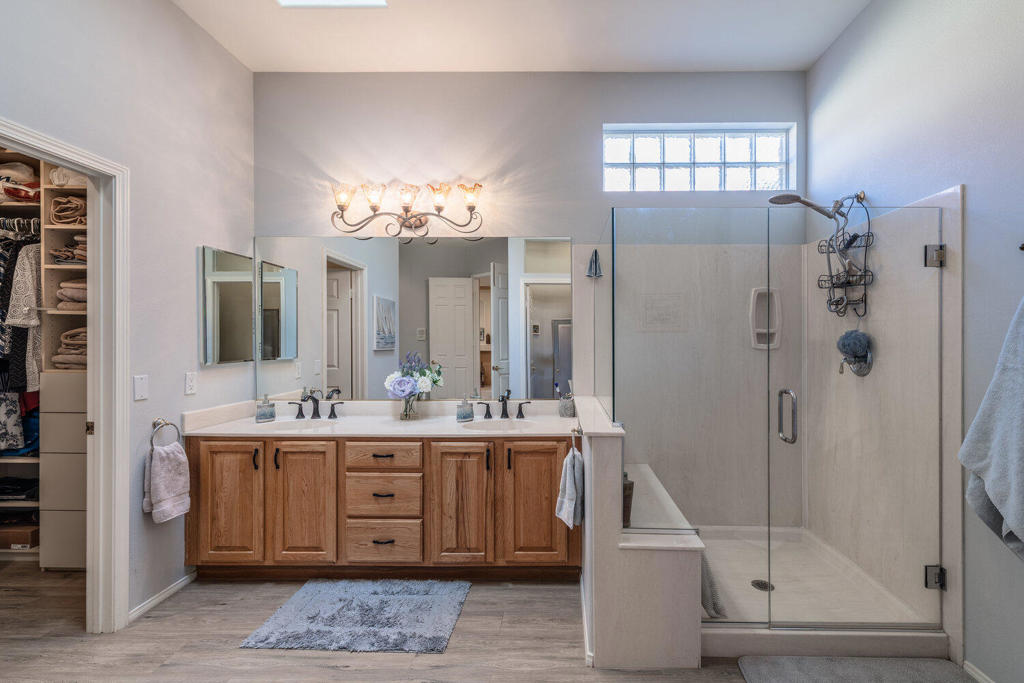 80571 Hoylake Drive Property Photo 14
