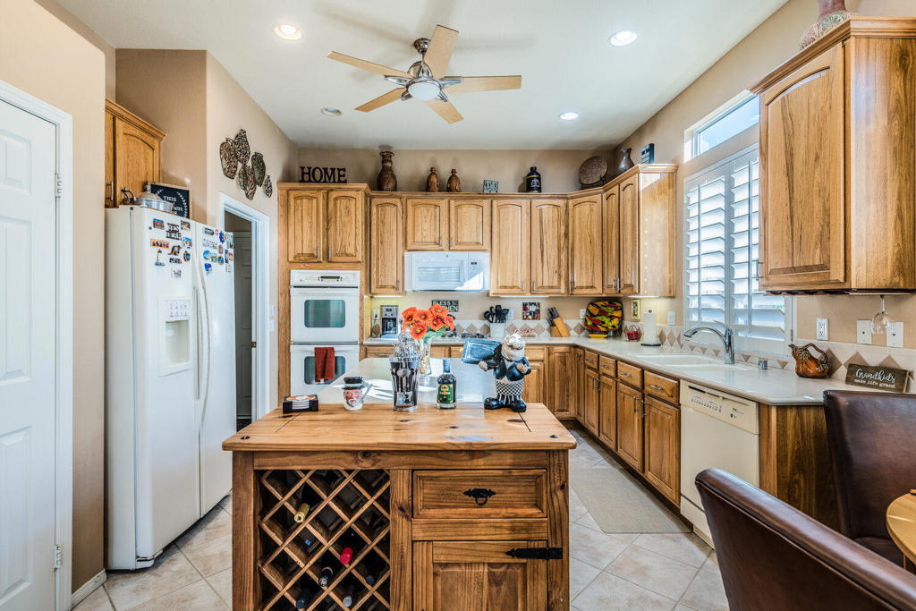 80571 Hoylake Drive Property Photo 21