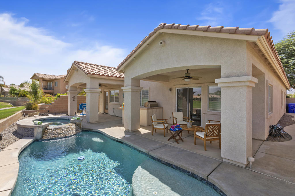 80162 Pebble Beach Drive Property Photo 1