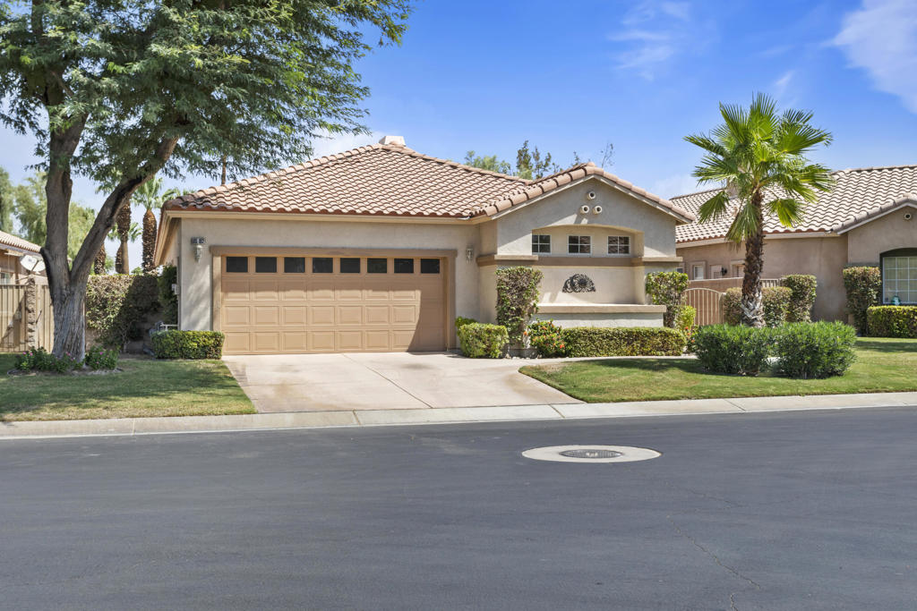 80162 Pebble Beach Drive Property Photo 2