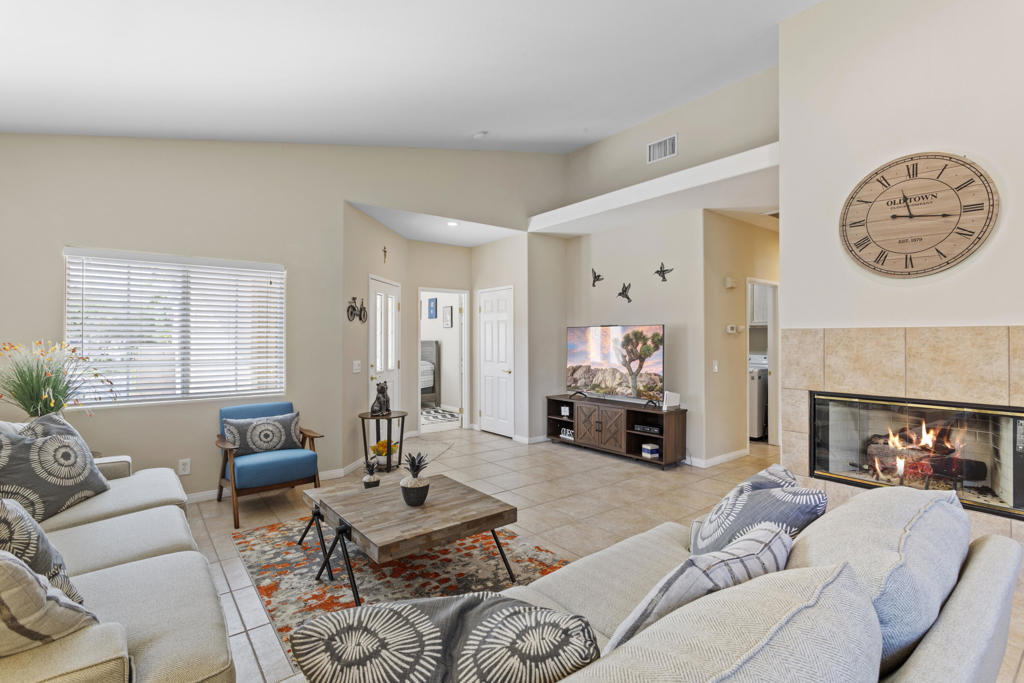 80162 Pebble Beach Drive Property Photo 7
