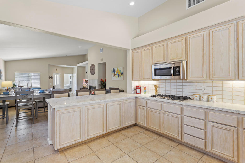 80162 Pebble Beach Drive Property Photo 10