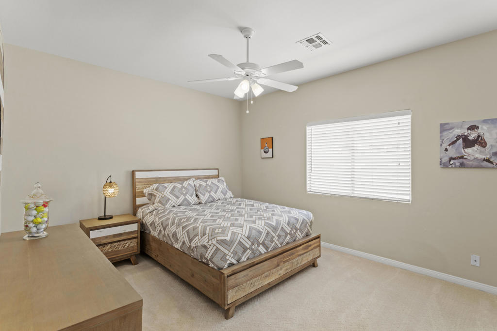 80162 Pebble Beach Drive Property Photo 16