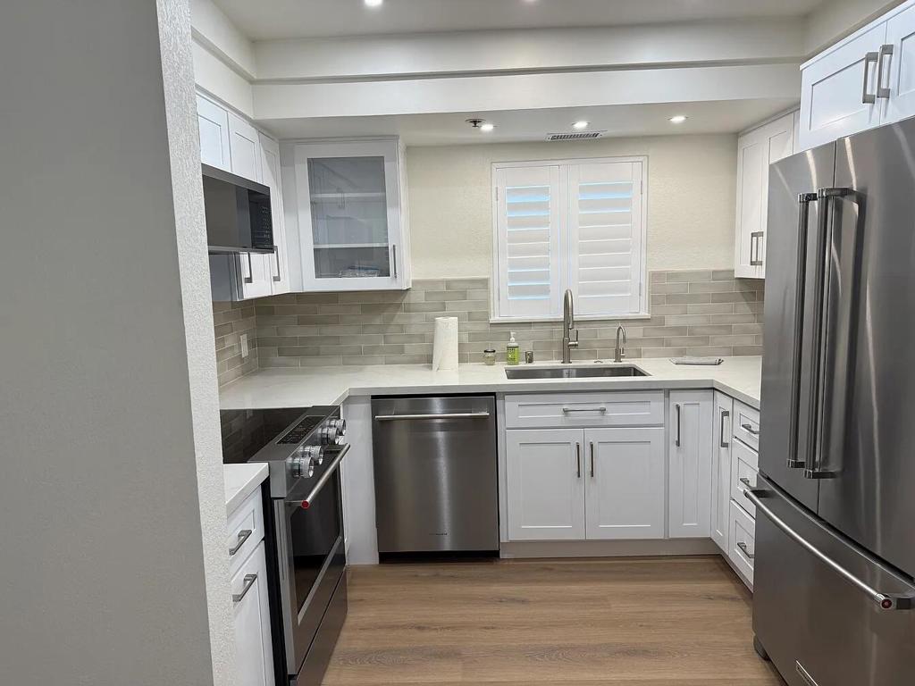 453 Village Square E Property Photo 1