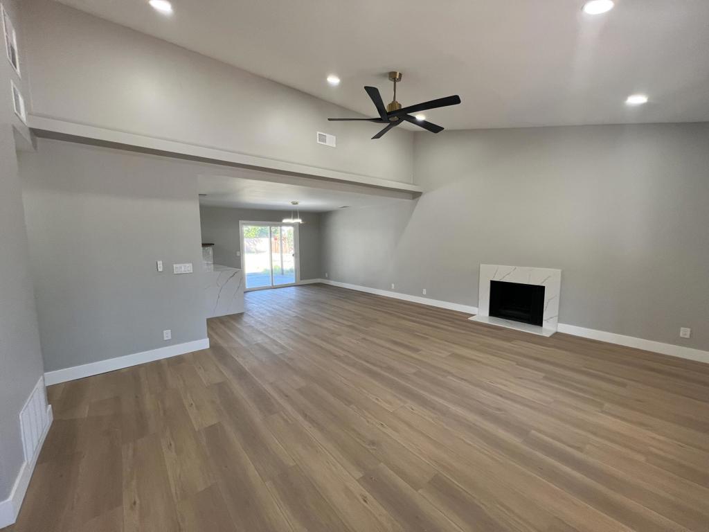 46075 Verba Santa Drive Property Photo 6