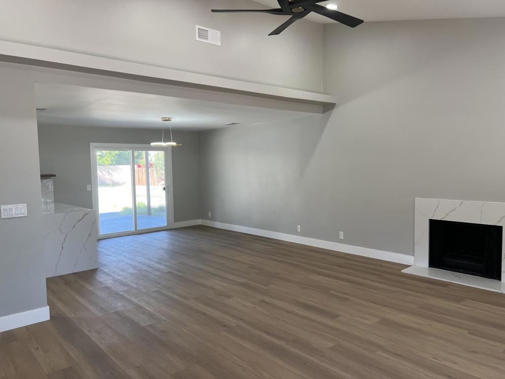 46075 Verba Santa Drive Property Photo 8