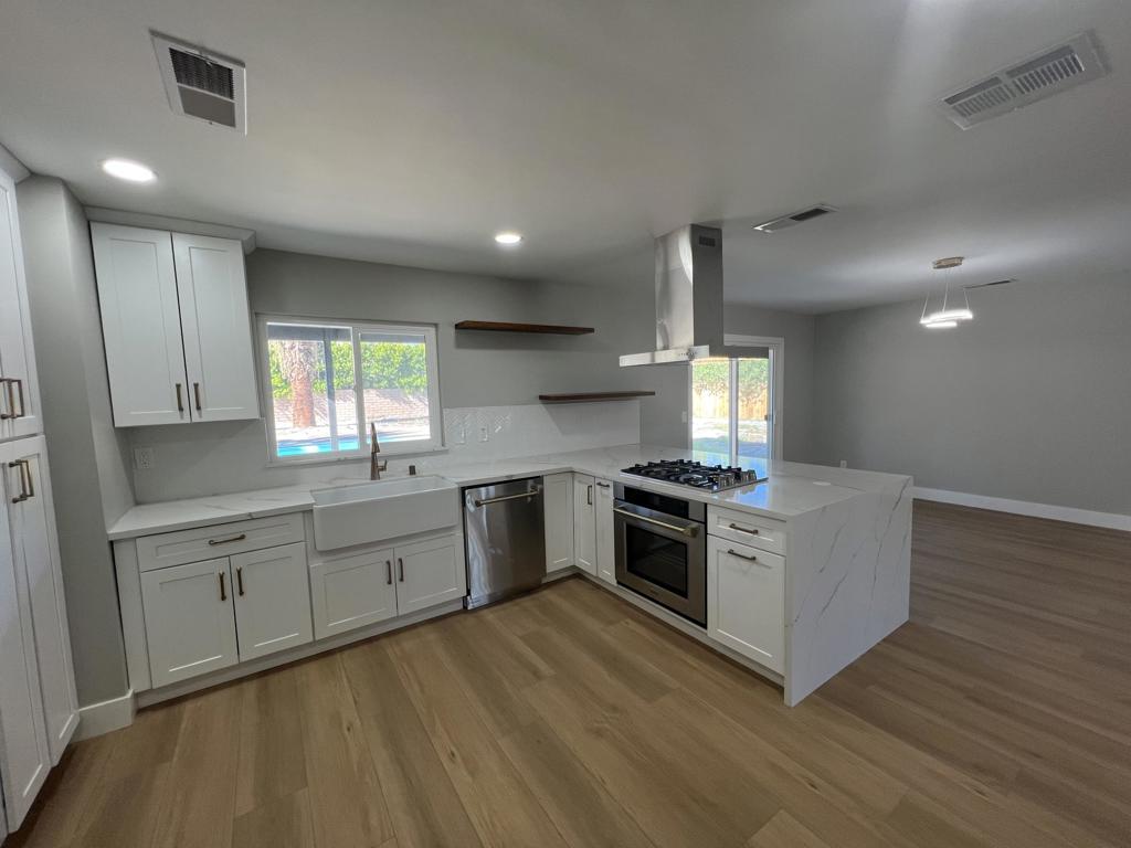 46075 Verba Santa Drive Property Photo 13