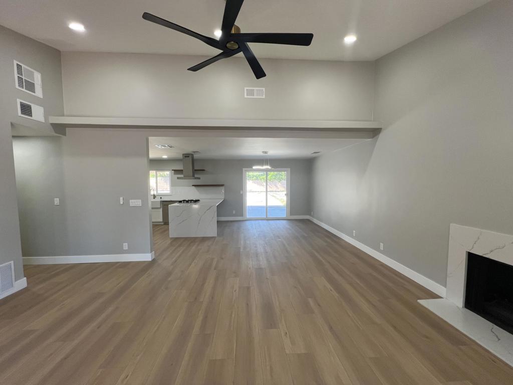 46075 Verba Santa Drive Property Photo 15