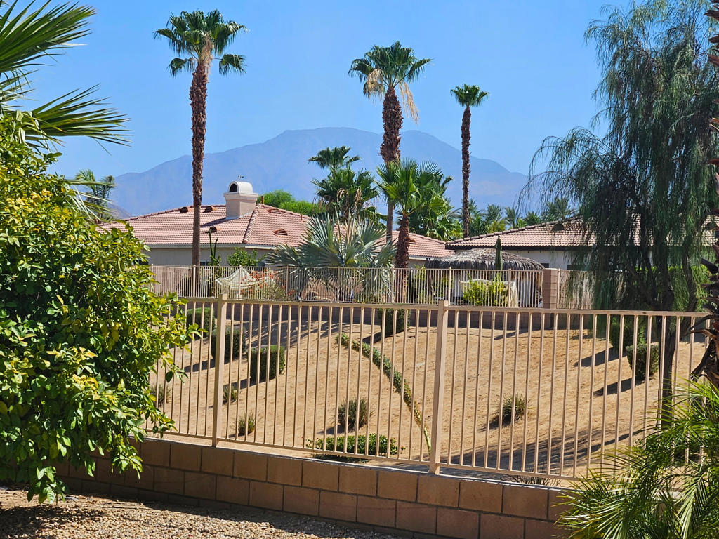 43539 Corte Del Oro Property Photo 2