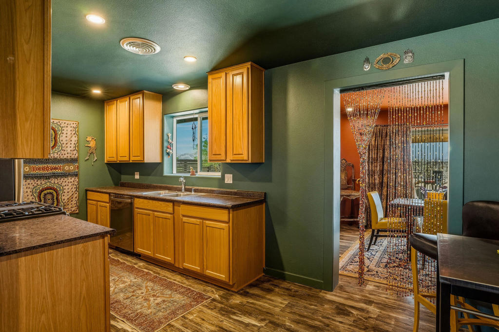 64722 Sun Mesa Road Property Photo 16