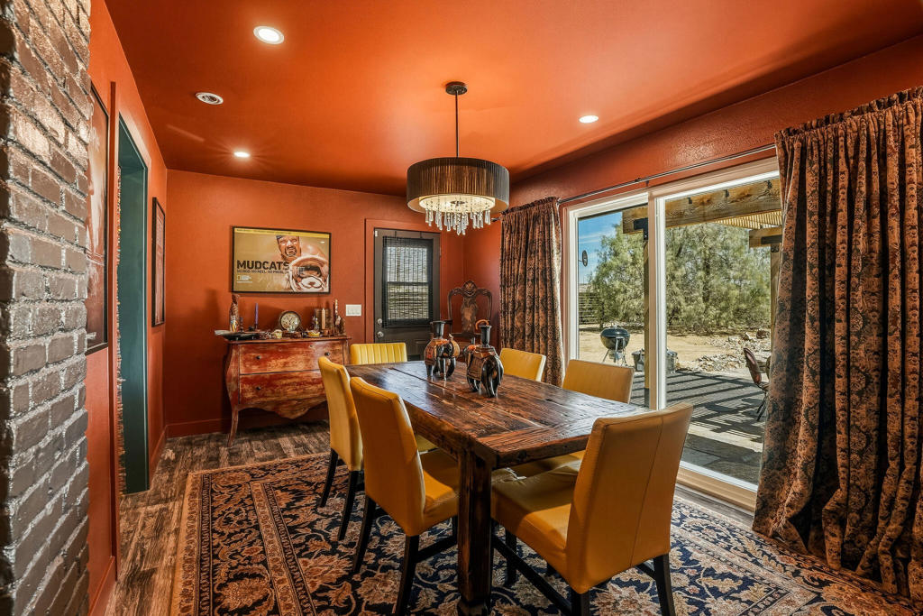 64722 Sun Mesa Road Property Photo 21