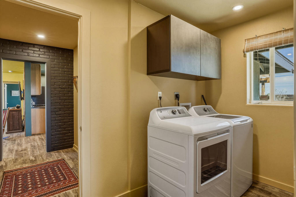 64722 Sun Mesa Road Property Photo 38