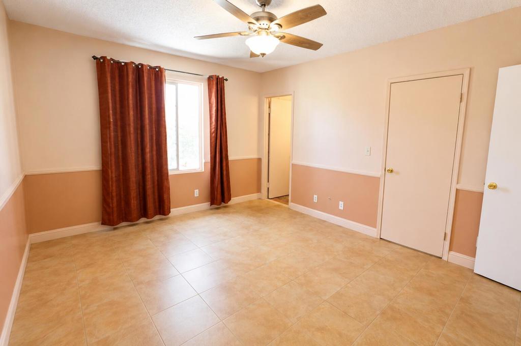 9551 Capiland Road Property Photo 9