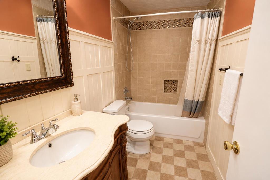 9551 Capiland Road Property Photo 14
