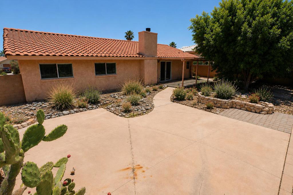 9551 Capiland Road Property Photo 15