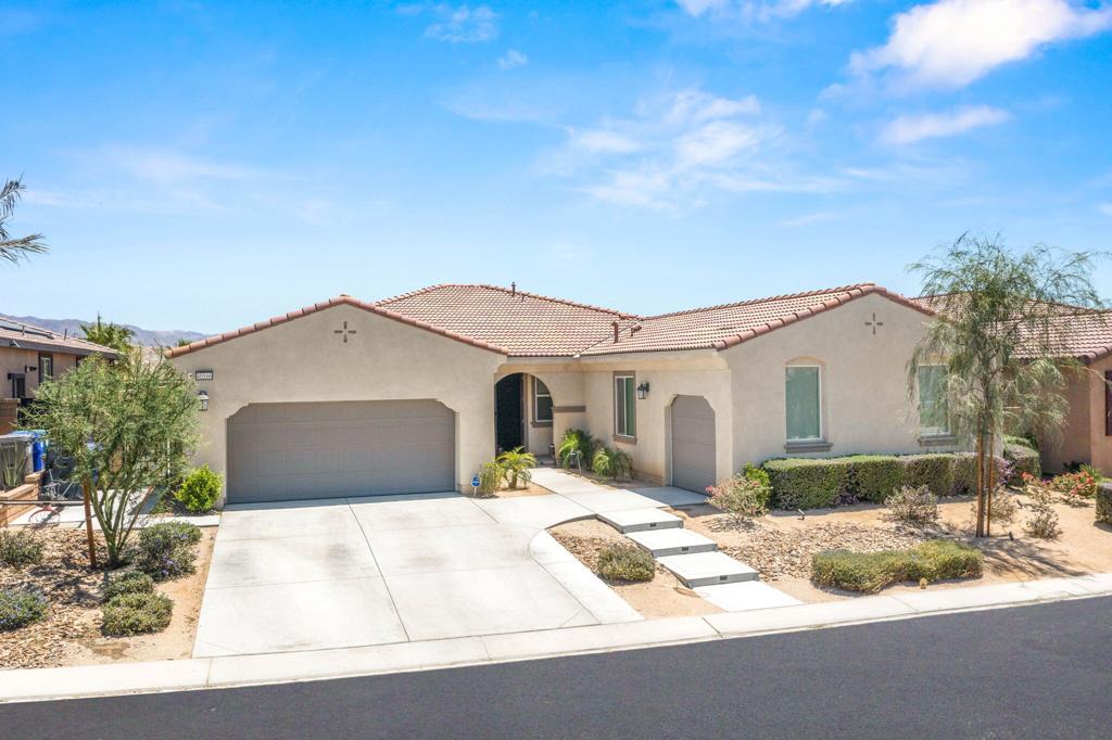 40166 Vivaldi Court Property Photo 6