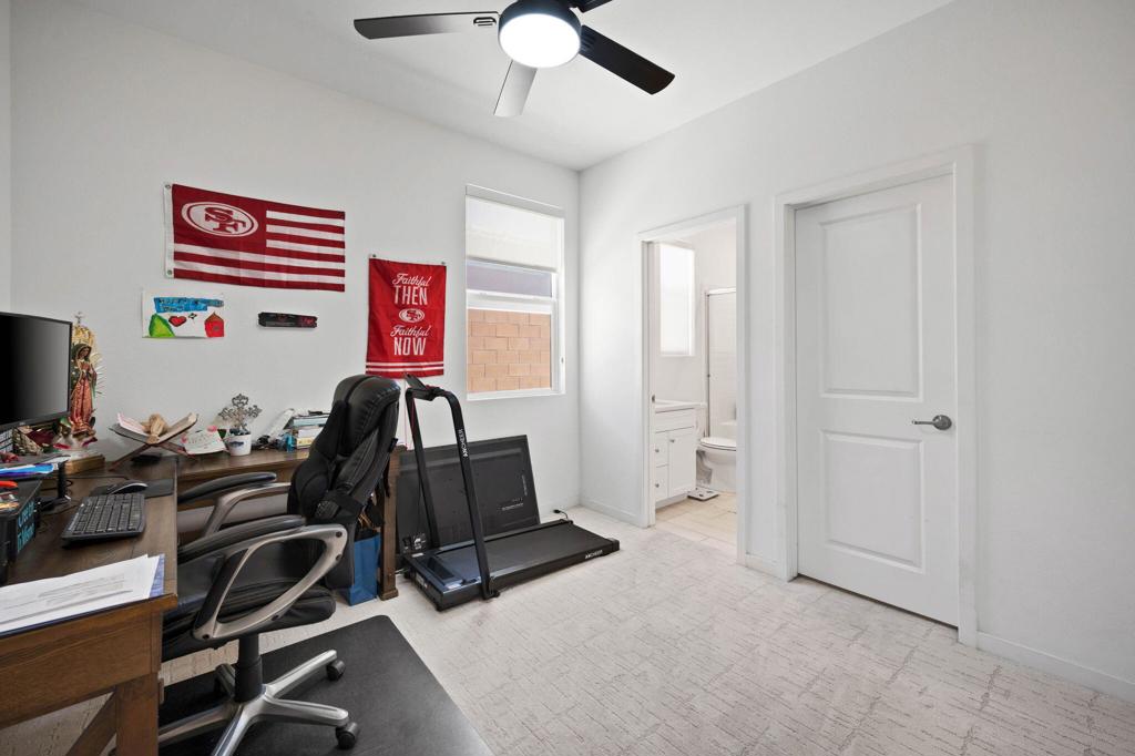 40166 Vivaldi Court Property Photo 9