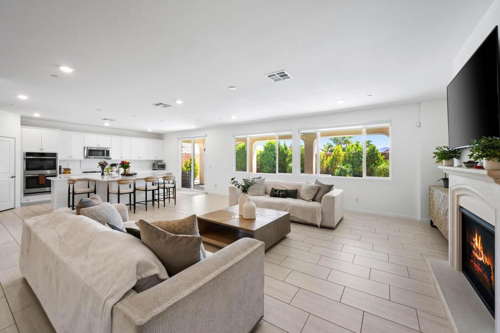 40166 Vivaldi Court Property Photo 15