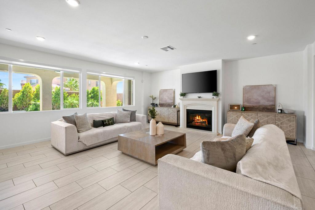 40166 Vivaldi Court Property Photo 17