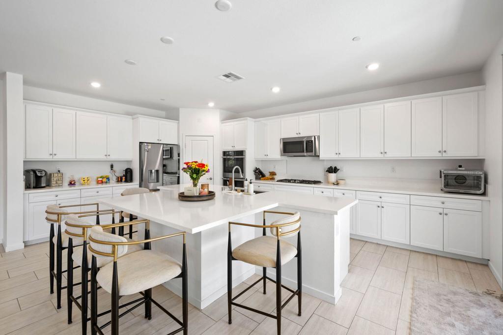40166 Vivaldi Court Property Photo 18