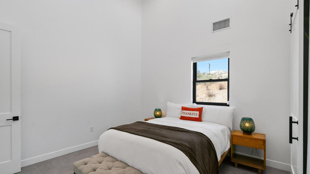 7664 Shafter Avenue Property Photo 17