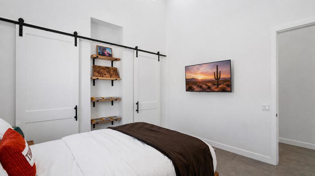7664 Shafter Avenue Property Photo 26