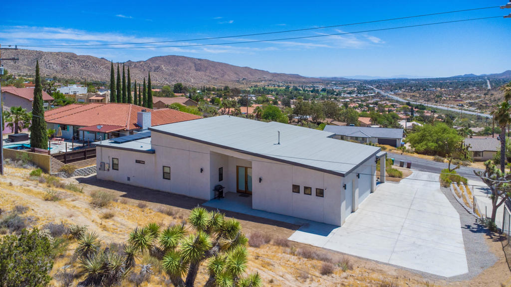 7664 Shafter Avenue Property Photo 43