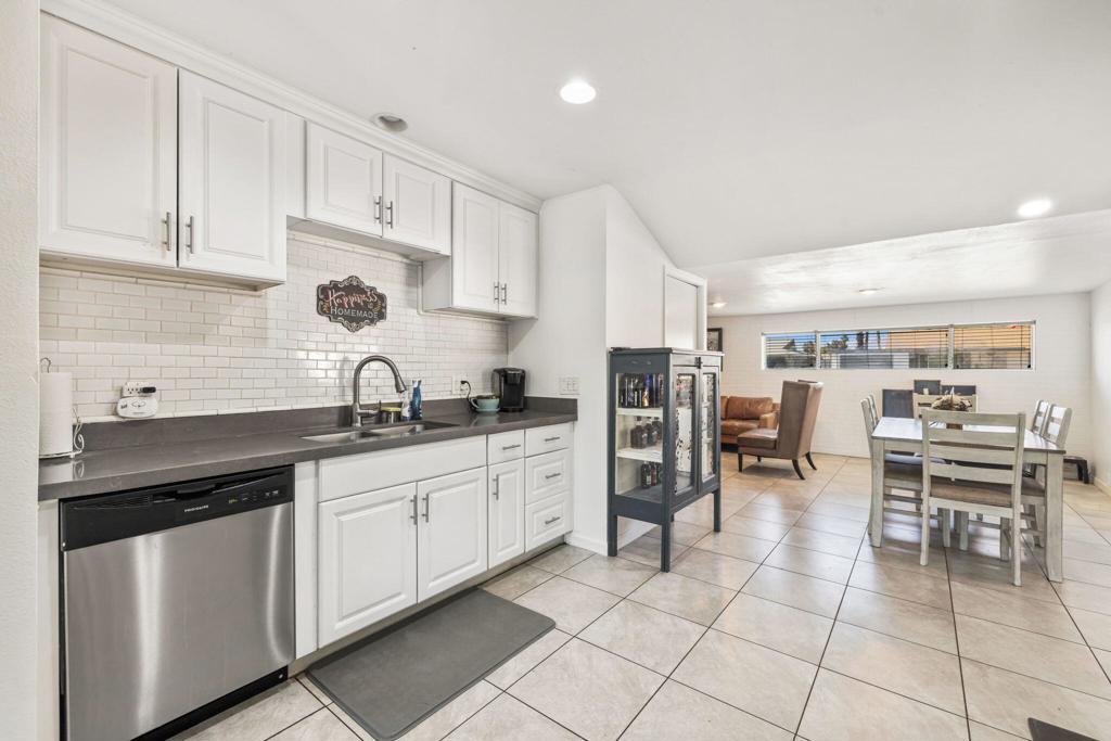77570 California Drive Property Photo 10