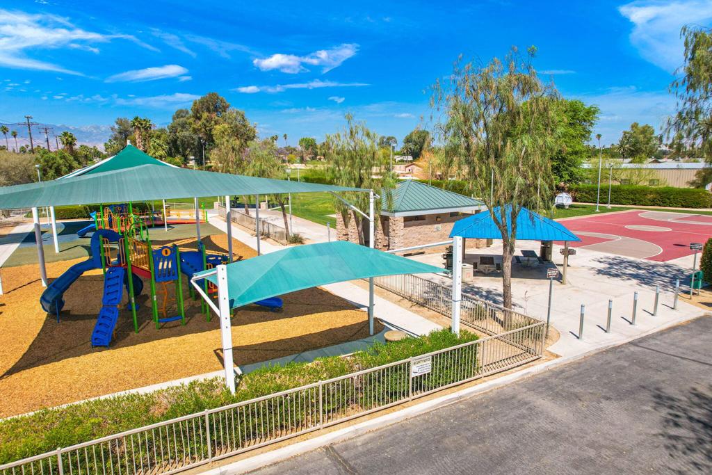 77570 California Drive Property Photo 30