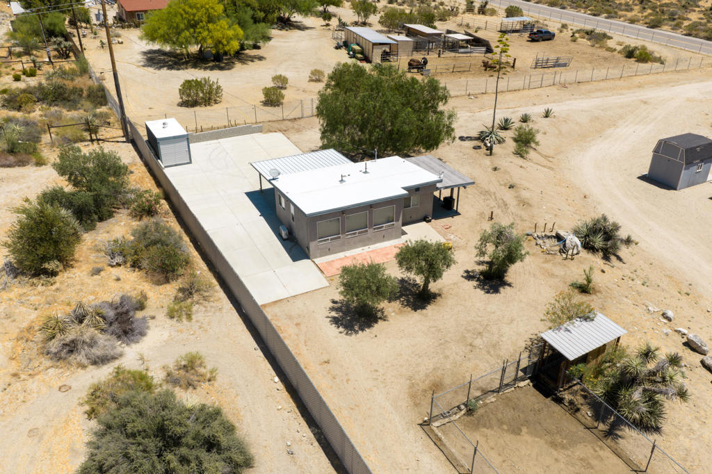 10860 Juniper Avenue Property Photo 1