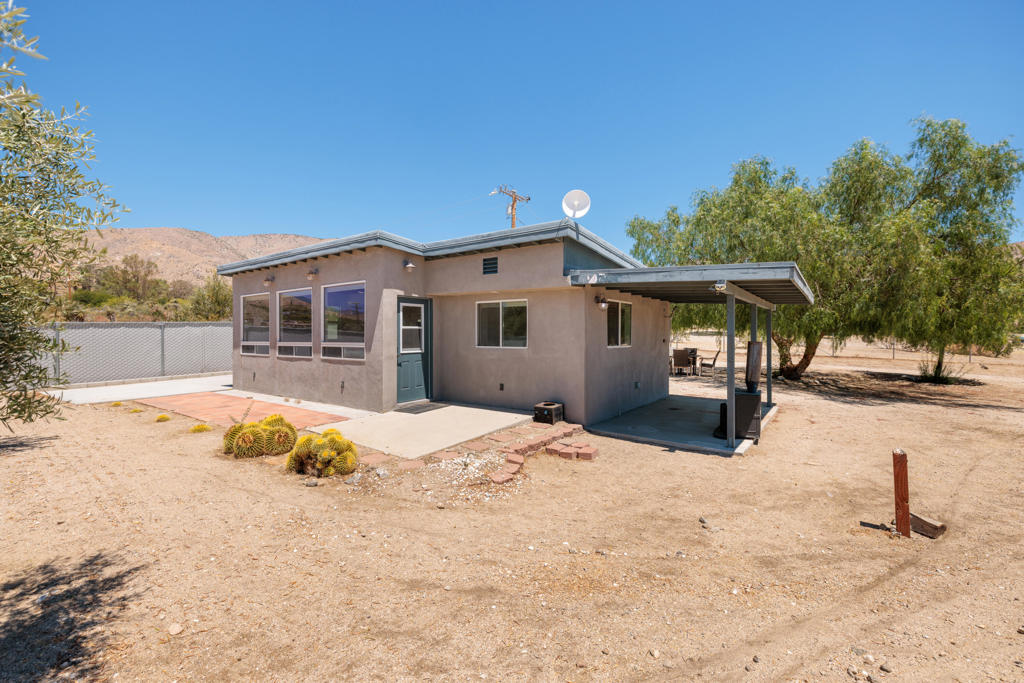 10860 Juniper Avenue Property Photo 3
