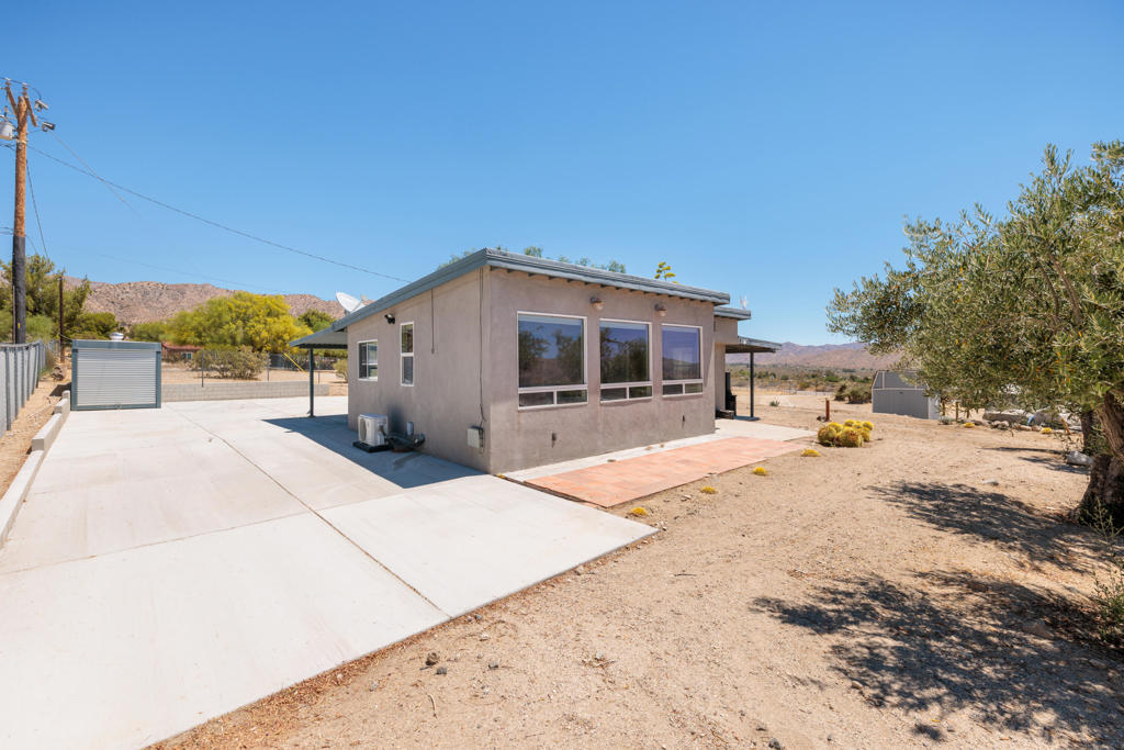 10860 Juniper Avenue Property Photo 4