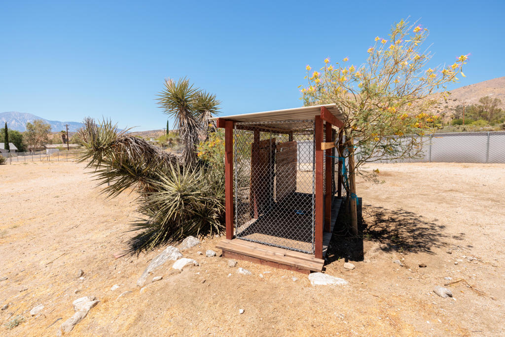 10860 Juniper Avenue Property Photo 17