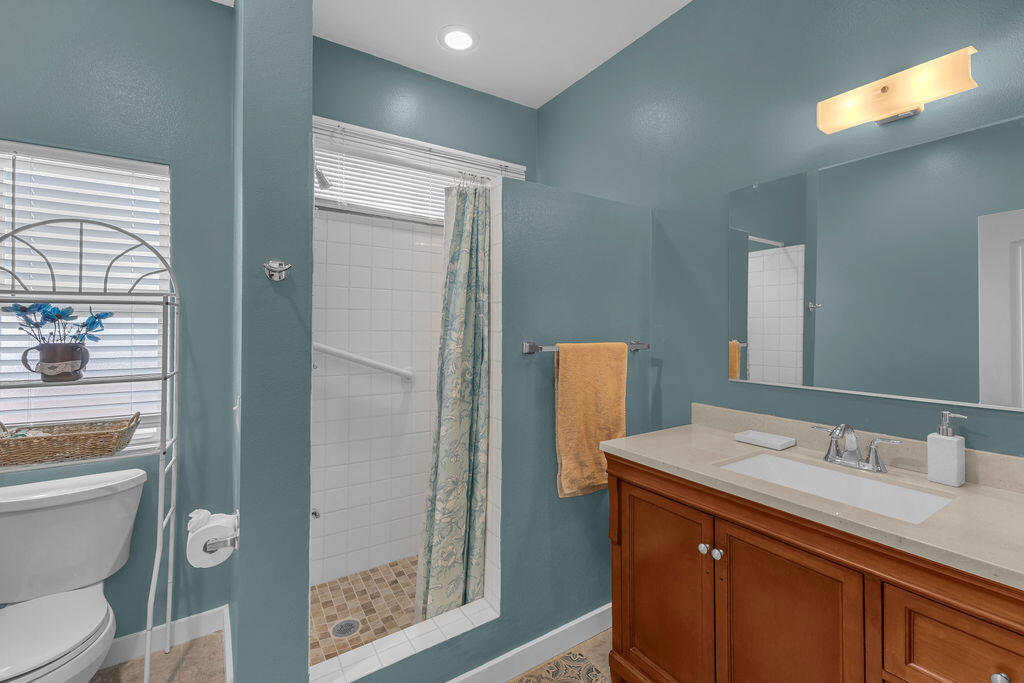65166 Cliff Circle Property Photo 16