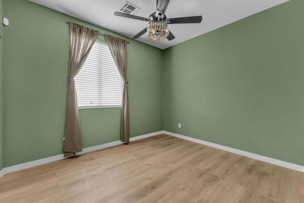 65166 Cliff Circle Property Photo 17