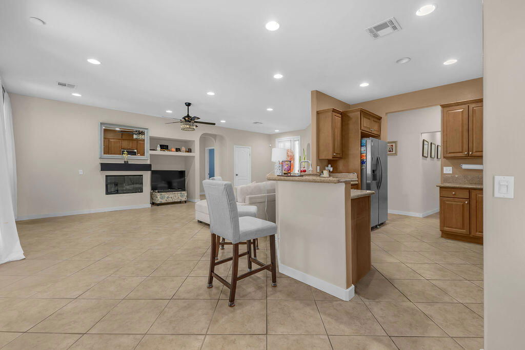 65166 Cliff Circle Property Photo 36