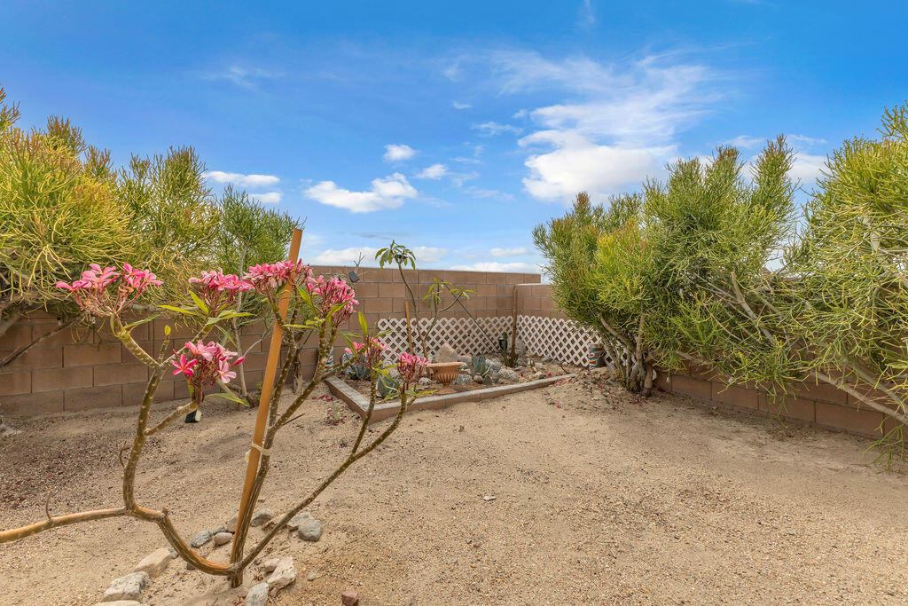 65166 Cliff Circle Property Photo 51