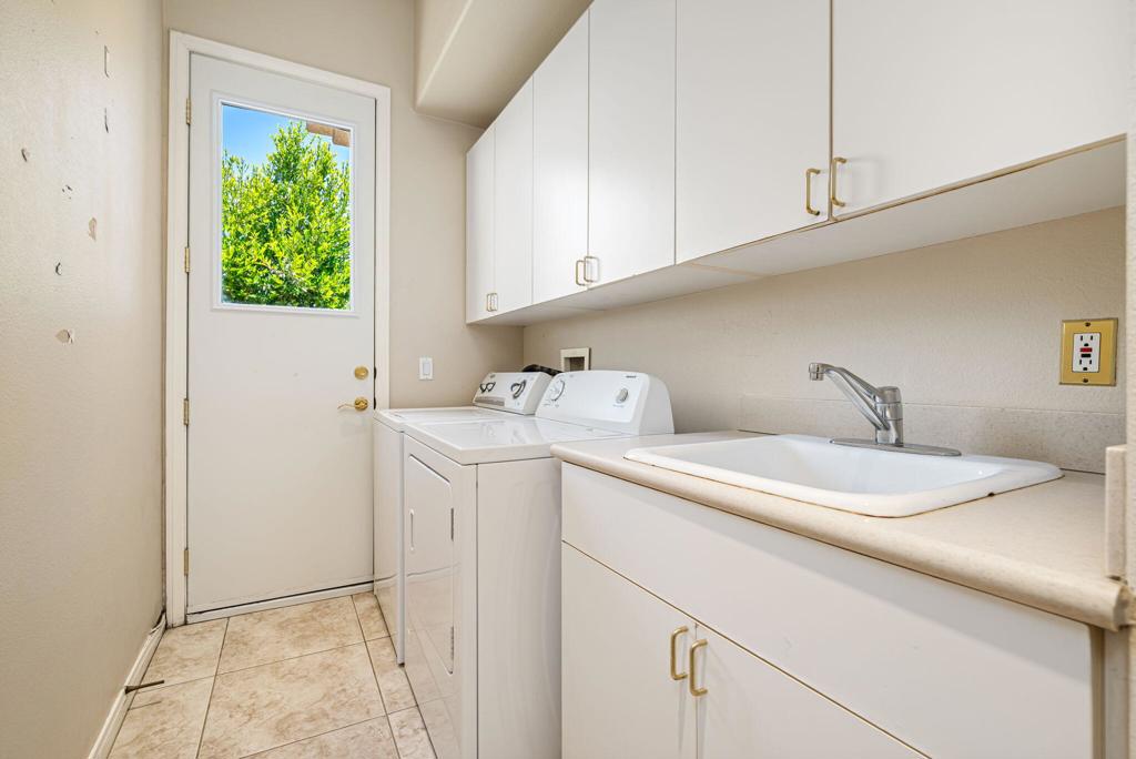 31 Sherwood Road Property Photo 26