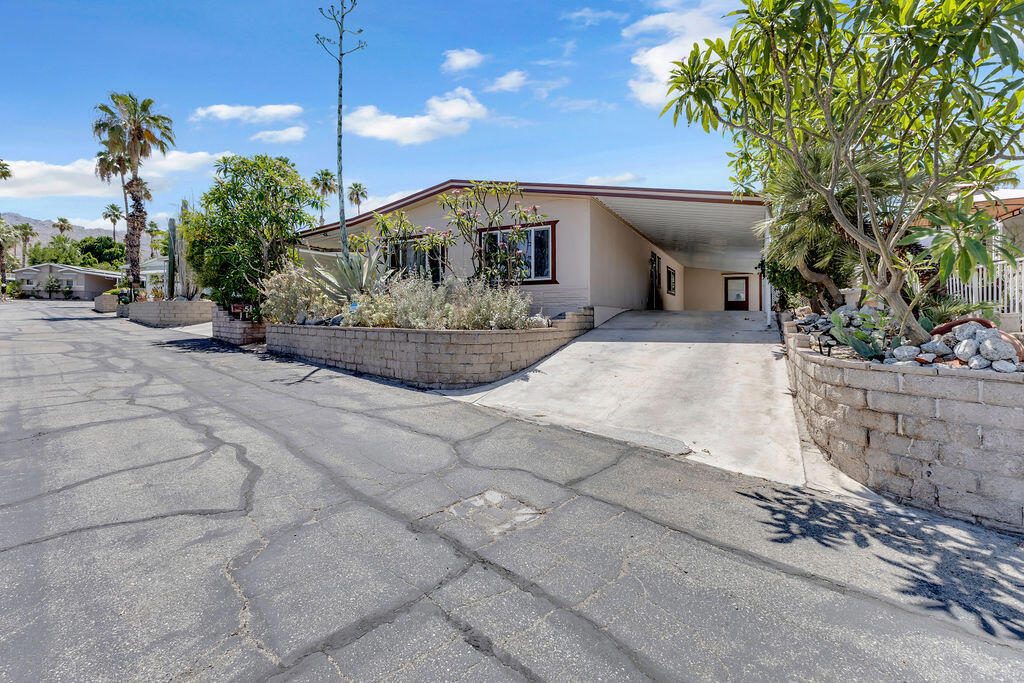 5 Prickly Pear Lane Property Photo 2