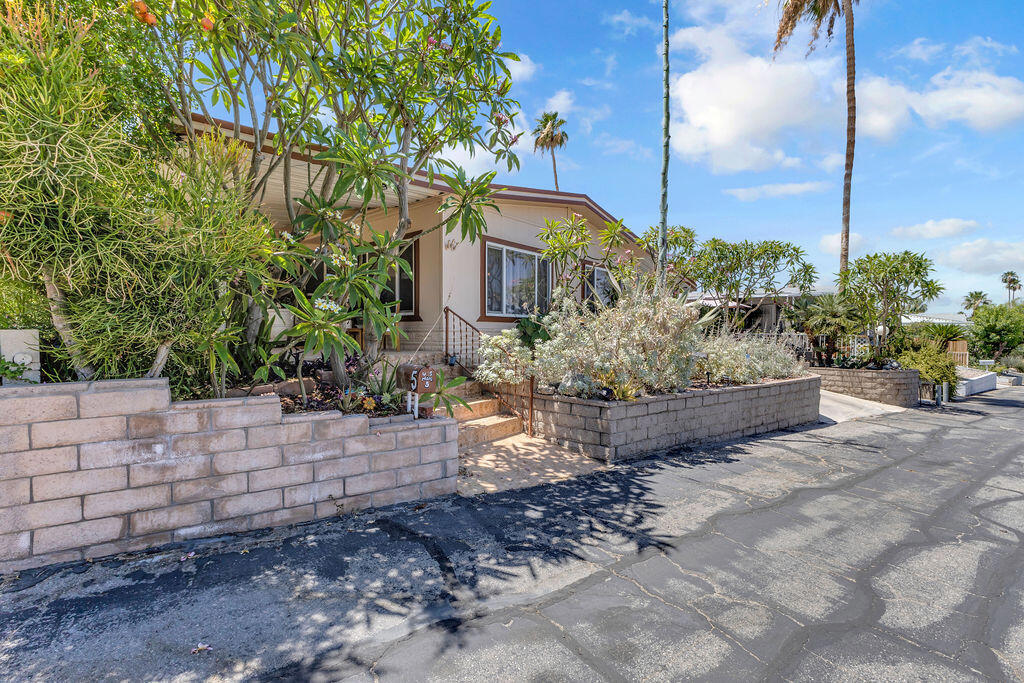 5 Prickly Pear Lane Property Photo 4